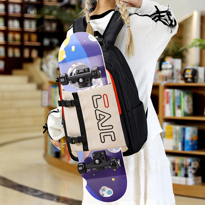 Large-capacity backpacks, personalized and trendy backpacks, high appearance standards for both men and women, schoolbags for junior and senior high school students and college students, skateboard bags full figure