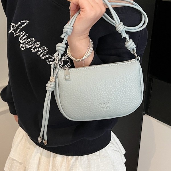 High-end women's saddle bag, motorcycle 2025 new style, trendy, casual and versatile, Instagram niche crossbody bag for women Specification drawing