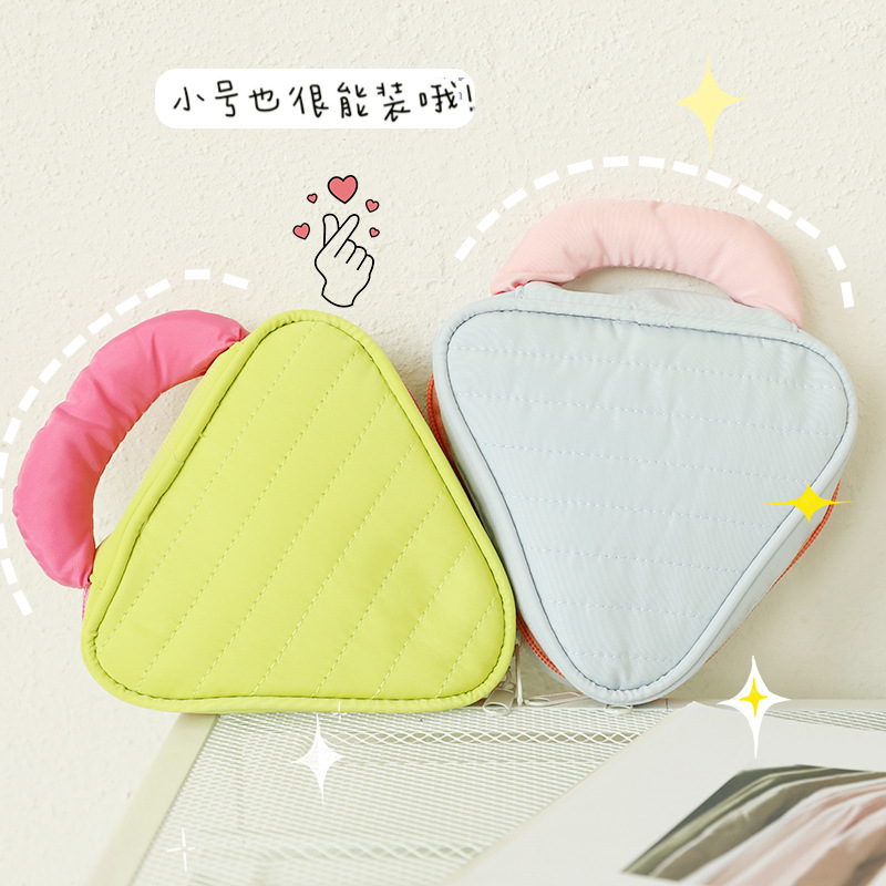 Wholesale of InS-style high-appearation-level cosmetic bags, large-capacity high-end waterproof toiletry bags, and portable travel storage bags Application Scenario