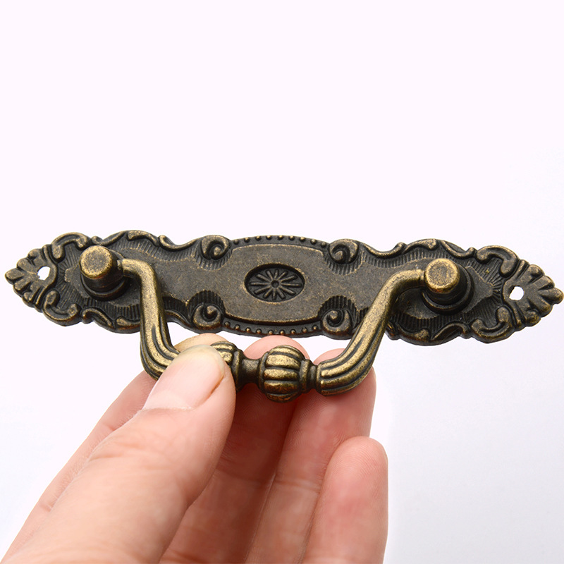 European-style drawer handle, retro and simple cabinet door, cabinet handle, antique bronze wooden box, wooden box handle Specification drawing