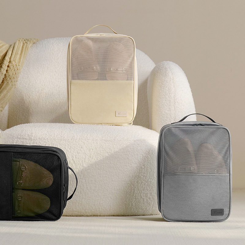 Renewable Shandong silk shoe storage bag, water-resistant thickened shoe box, travel storage, can hold three pairs of shoe storage bags Application Scenario