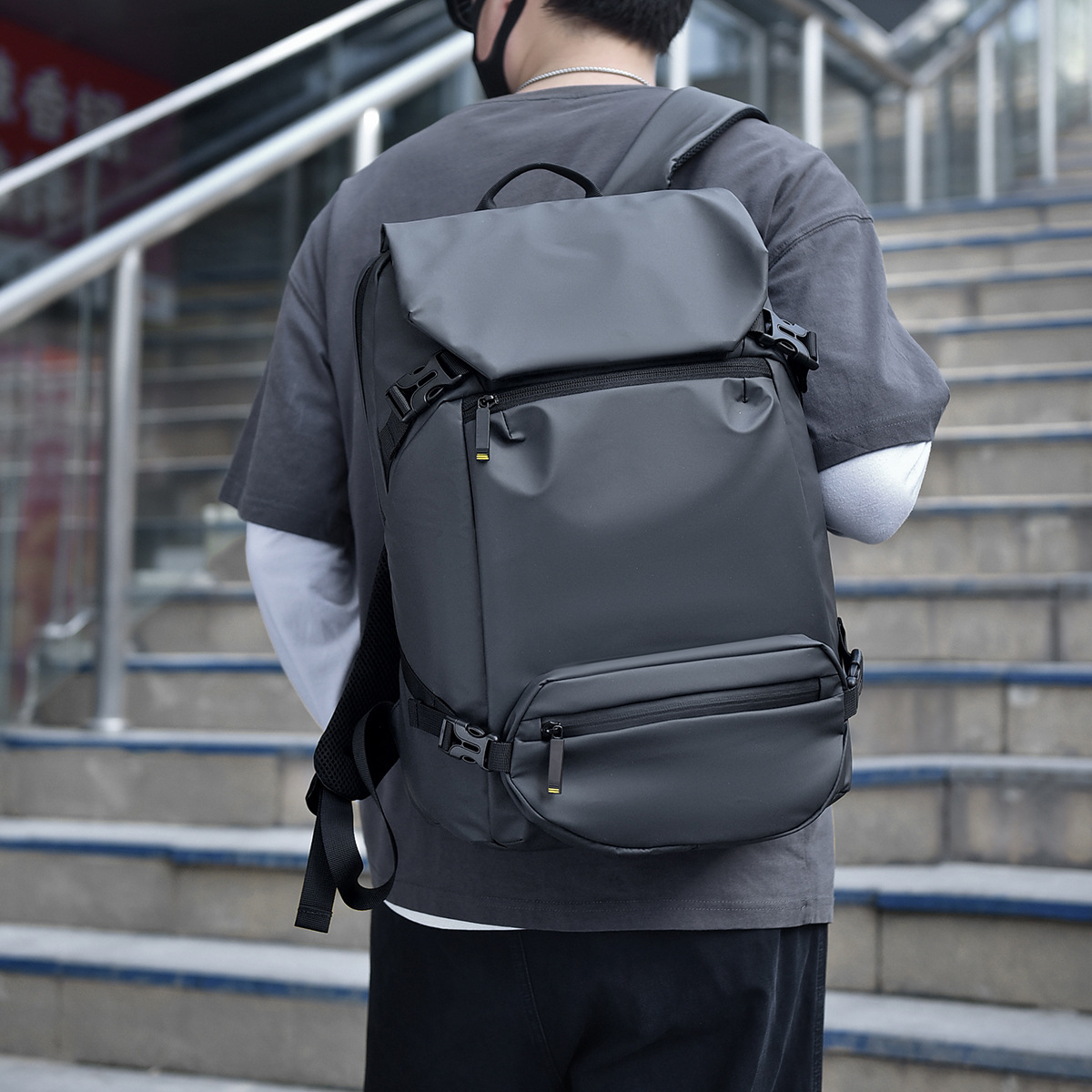 New simple and fashionable backpack for men, detachable large-capacity business trip bag, college student computer bag full figure