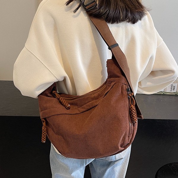 Corduroy canvas women's large-capacity dumpling bag 2024 New style simple and versatile crossbody college student class single-shoulder bag full figure