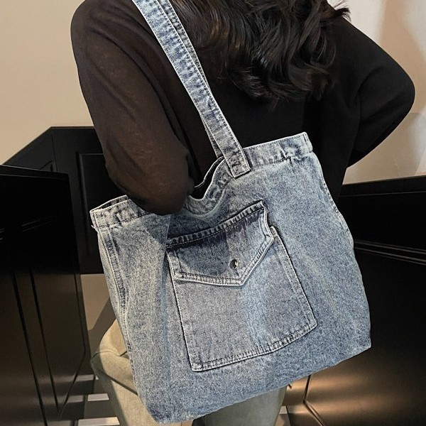 Single-shoulder bag, denim, laid-back style, casual Korean-style large bag, stylish and versatile, suitable for commuting all year round Specification drawing