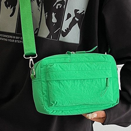 Korean-style simple crossbody bag for women's commuting, versatile nylon fabric women's bag, niche outdoor casual crossbody bag for women in solid colors Specification drawing