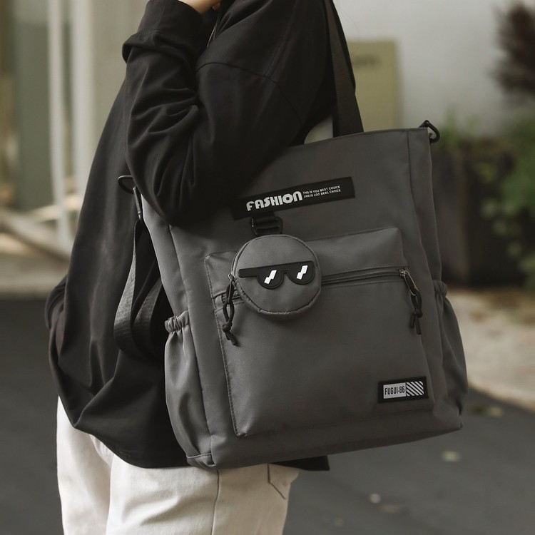New men's and women's daily light and casual commuting bag, college student class crossbody bag, Japanese-style versatile outdoor bag Application Scenario