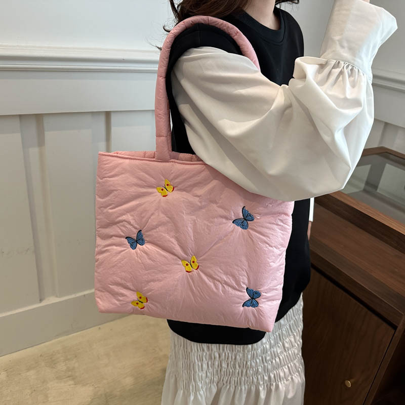 Embroidered butterfly casual commuting large capacity 2024 new autumn stylish and chic single-shoulder underarm tote bag Specification drawing
