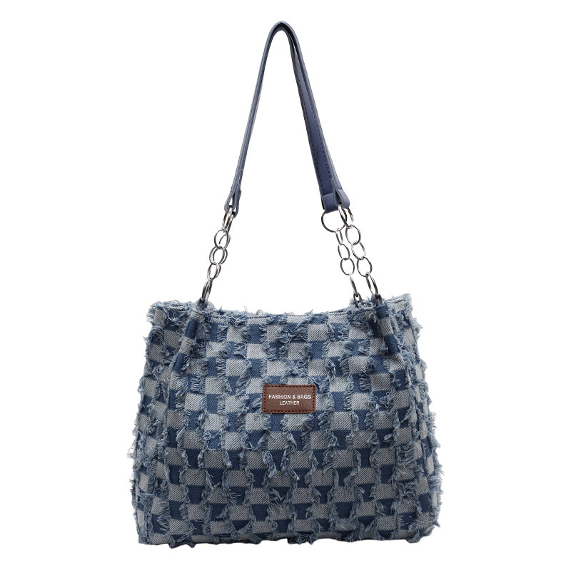This is a stylish and trendy denim tote bag with a star-patterned design. It features a large-capacity, casual and fashionable single-shoulder bag Item Picture