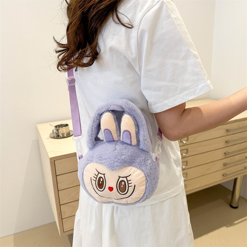 Cartoon and cute Bubble Mart City Park lababa crossbody handbag, furry crossbody bag cross-border wholesale Application Scenario