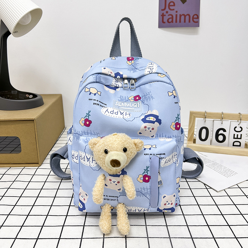 Schoolbag: Cute for junior high school girls, large capacity backpack for senior high school students, cartoon for primary school students, simple forest-themed small backpack for travel Application Scenario