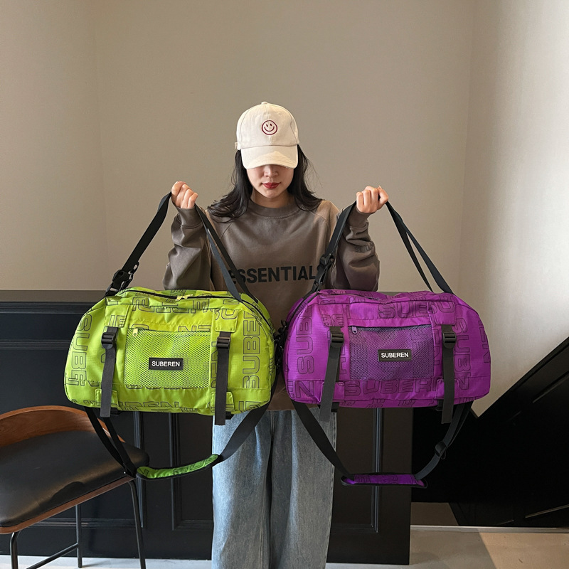 Fashionable printed large-capacity business trip luggage bag, Korean-style cool sports and fitness bag, storage bag for men and women traveling details Picture