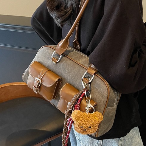 Retro niche underarm bag for women's autumn and winter 2024 new trendy Korean tote bag with large capacity bowling bag full figure
