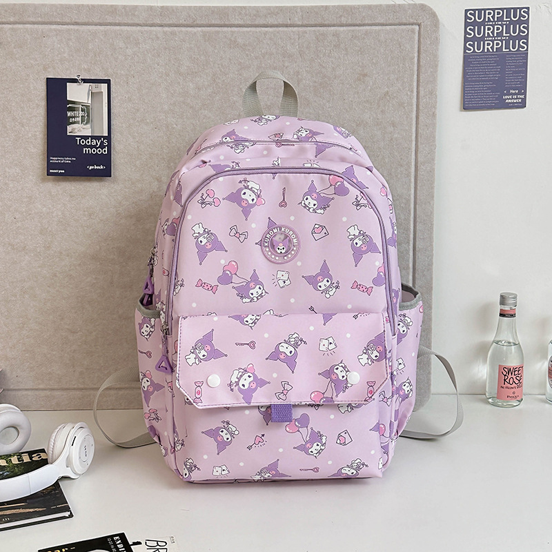 Large-capacity schoolbag for girls, junior high school students, ultra-light backpack for primary school students from grades 1 to 6, high-appearance-level study package Application Scenario