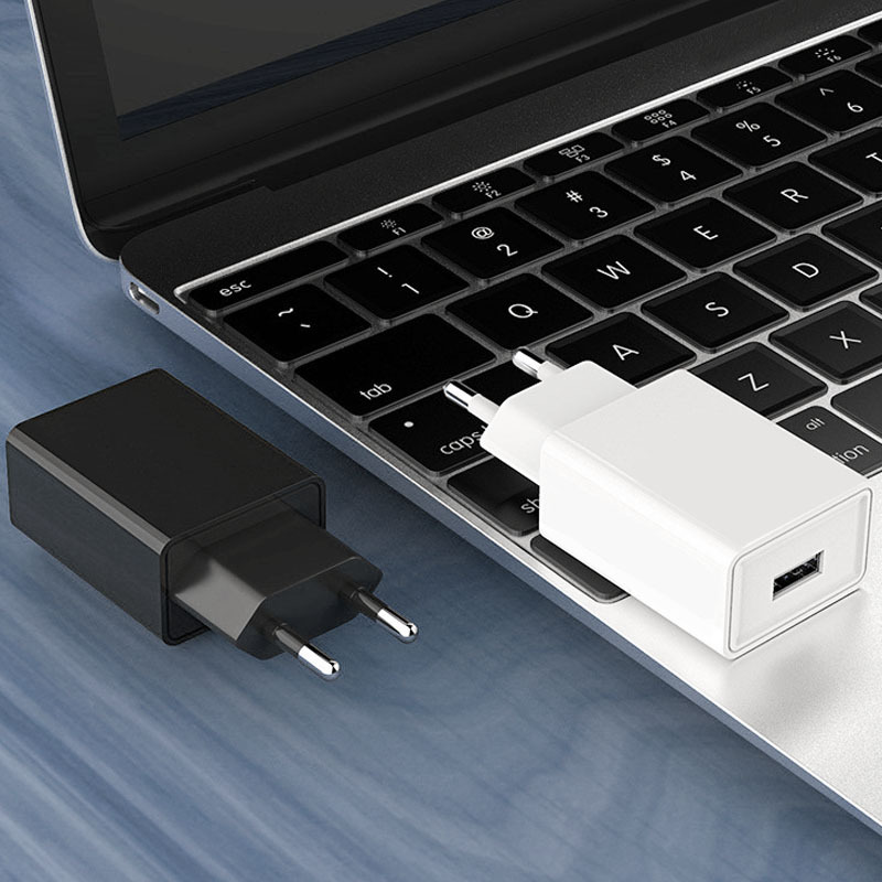 5V2A Travel charger European Regulation CE certification mobile phone charger USB charging plug power adapter Specification drawing