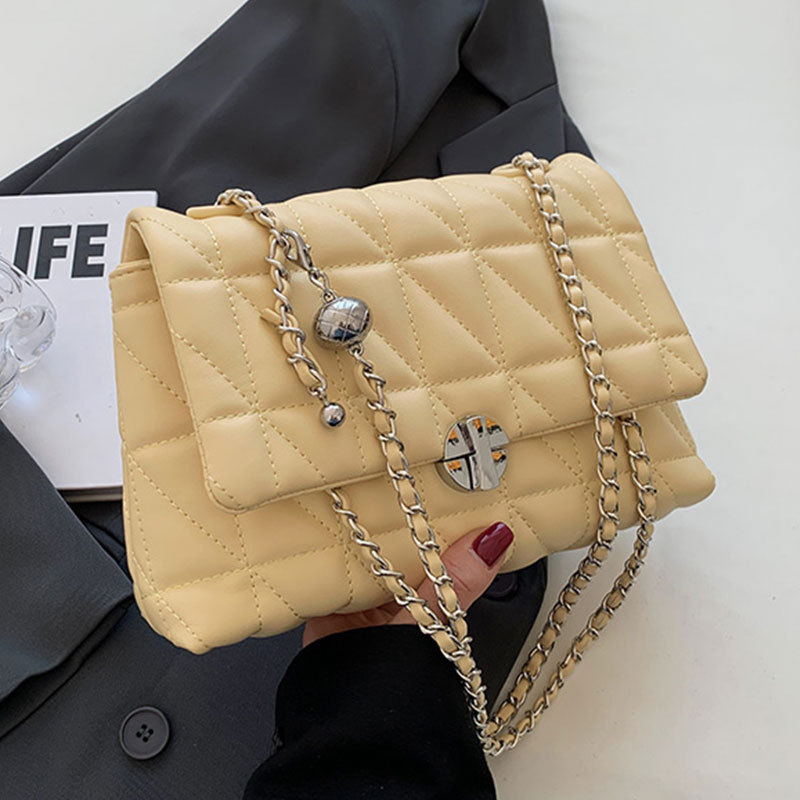 High-end texture, versatile summer women's bag 2023 new style, Korean diamond-shaped style chain, niche but super popular, single-shoulder armpit Specification drawing
