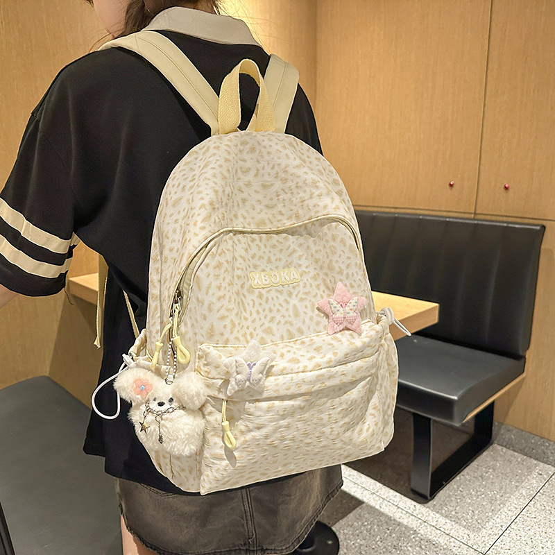 The new small schoolbag, a forest-themed floral print mini backpack for high school students, is a versatile and refreshing backpack for young girls Specification drawing