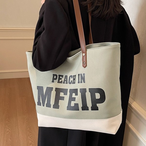 New autumn and winter style large-capacity canvas bag with European and American letters, a student hand-held class tutorial bag, fashionable and casual single-shoulder Specification drawing