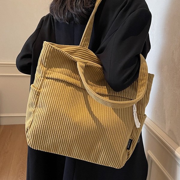 Retro Korean-style commuter bag for women, 2024 autumn/winter collection, corduroy tote bag, simple and versatile, high appearance level, single-shoulder bag details Picture