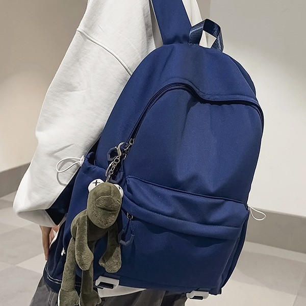 Casual schoolbag for male college students, simple and trendy backpack for men, fashionable and trendy for going out, lightweight travel backpack for women full figure
