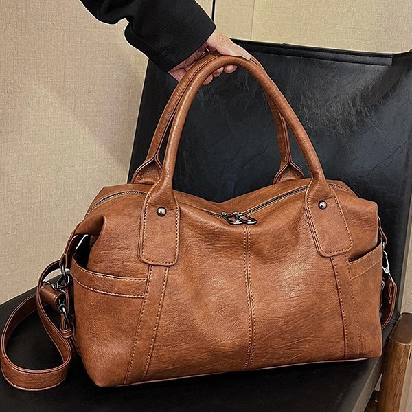 Cross-border retro Tote bag for women, new winter 2024 fashion pu single-shoulder bag, large-capacity commuter crossbody bag Application Scenario