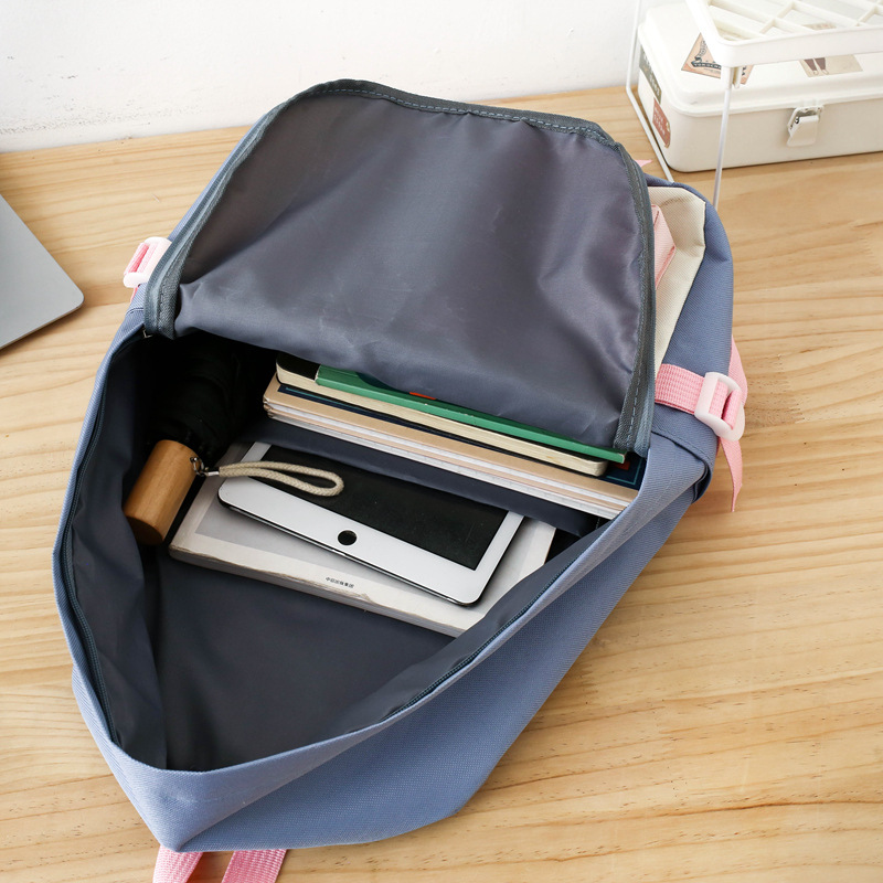 Schoolbag for girls, high appearance level, durable, hand-held after-school bag for primary school students, large-capacity backpack for junior high school students Application Scenario