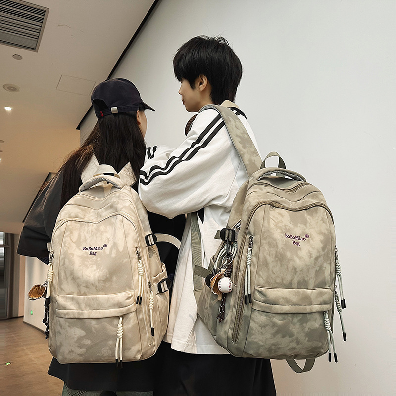 Schoolbag for junior high school girls: Versatile, stylish, durable, large capacity, high appearance level. New backpack for boys: dirt-resistant full figure