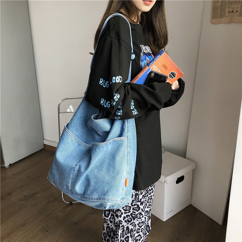 Order denim canvas bags, women's single-shoulder bags, Korean retro school style casual shopping bags, and large-capacity class backpacks details Picture