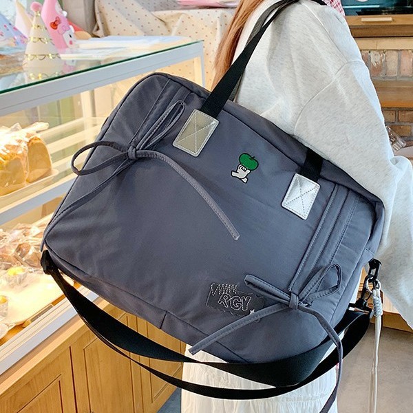 High appearance level school style versatile single-shoulder bag, Japanese ins style soft girl crossbody bag, large capacity women's single-shoulder bag details Picture