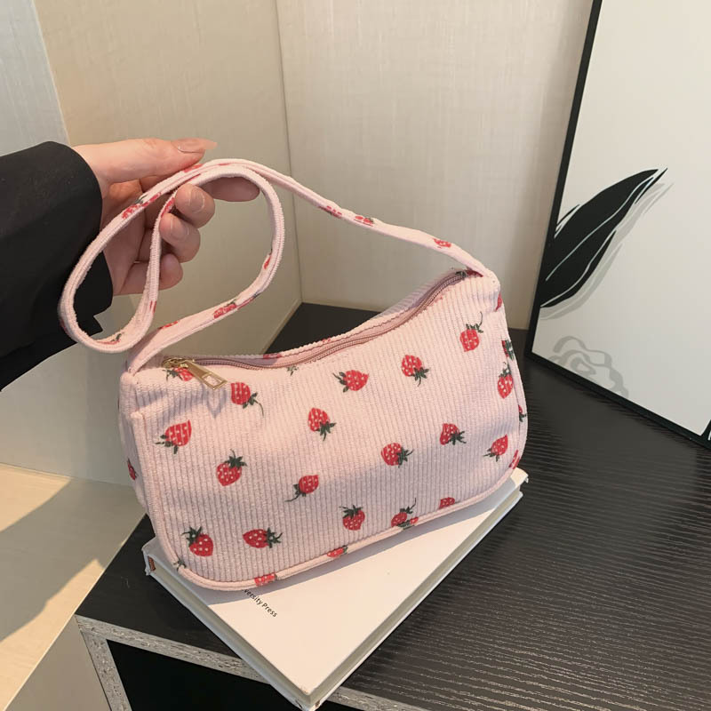 New Korean-style simple and sweet small bag, hand-held shoulder bag, strawberry print, large capacity, versatile underarm bag, women's bag full figure