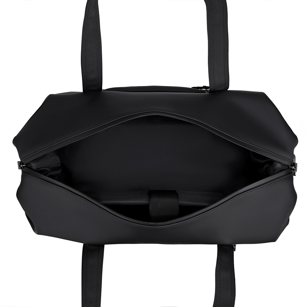 Cross-border men's business travel storage bag, large-capacity single-shoulder handbag, casual short-distance business trip luggage backpack Application Scenario