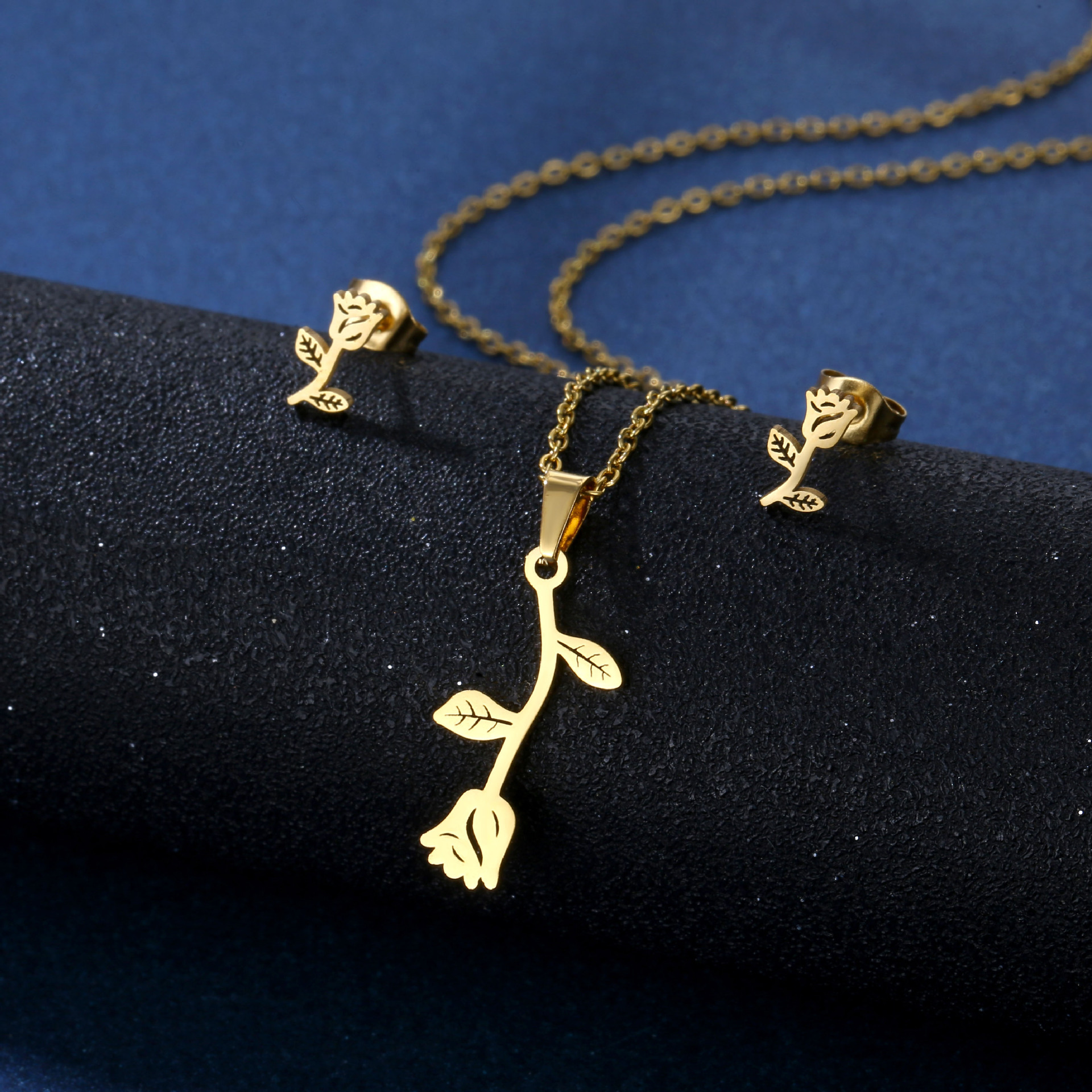 South American smooth necklace stud set, European and American women's niche design ins collarbone chain accessories wholesale Specification image