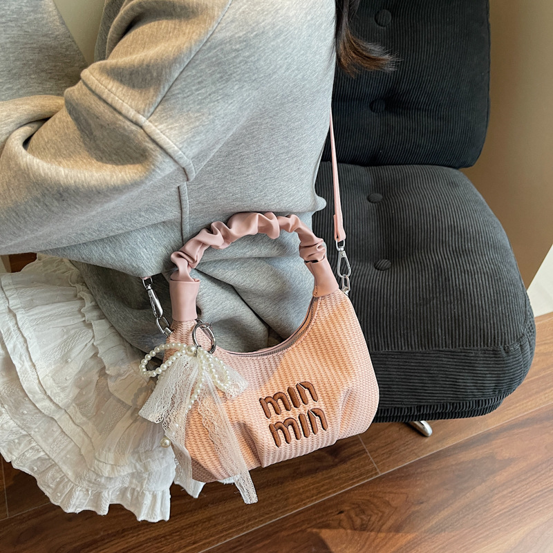 A niche design handbag, a fashionable and trendy small square bag, a new style of high-quality single-shoulder bag with pleated woven crossbody Specification drawing