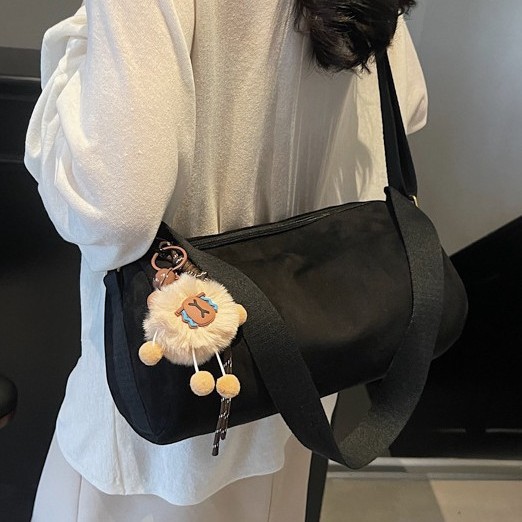 Double single-shoulder travel bag, a Korean version of a niche internet-famous underarm bag and shoulder bag, a retro and fashionable small bag, simple and versatile Specification drawing