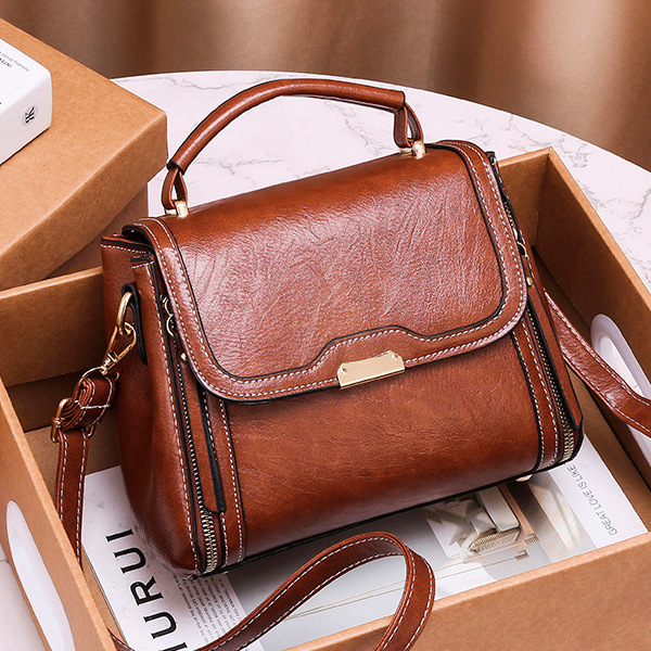 "2022 New style women's crossbody small square bag, retro and fashionable handbag, one-piece consignment for live-streaming sales by Internet celebrities. details Picture