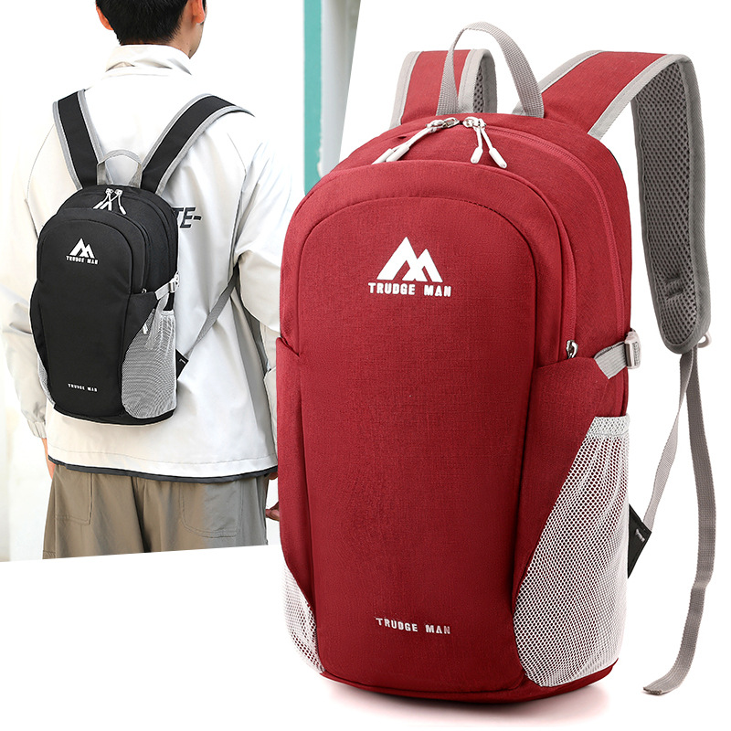 New casual outdoor backpack for men and women, lightweight and portable cycling bag, sports running, water-repellent travel backpack full figure