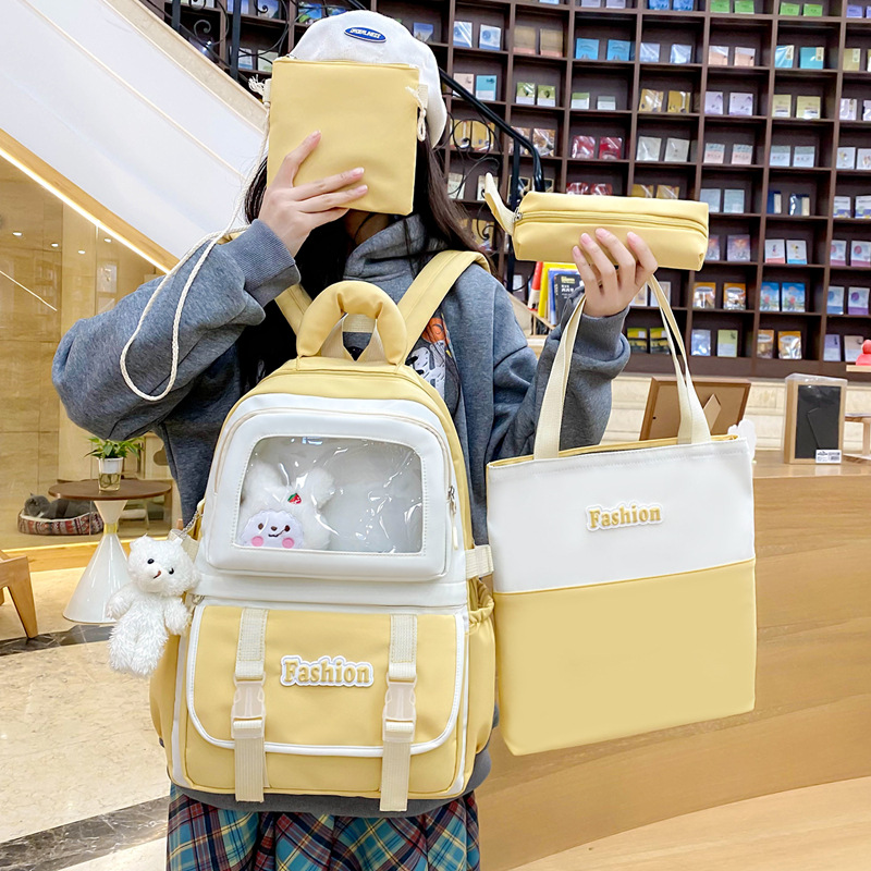 New forest-style versatile backpack for girls, four-piece set, large capacity, high appearance level, cute, lightweight and comfortable bag for middle school students Application Scenario