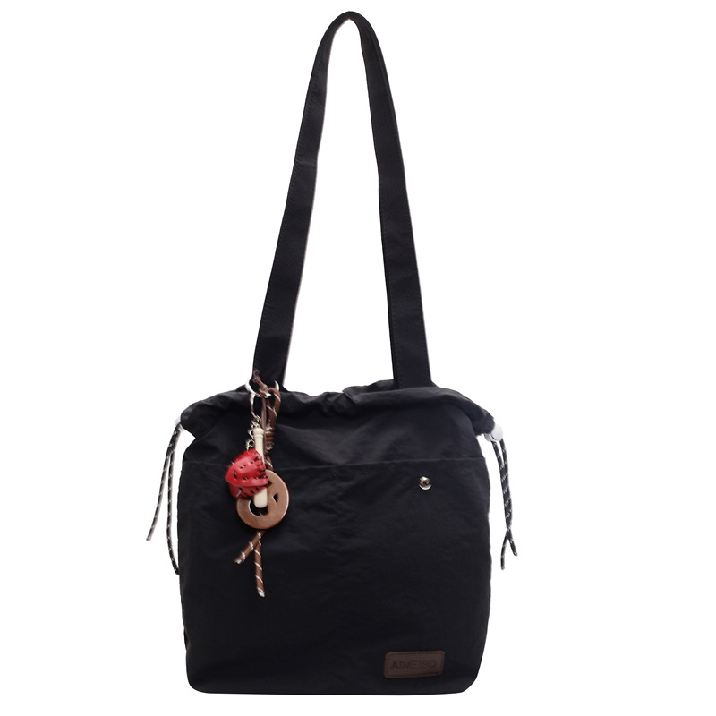 Versatile, large-capacity, fashionable and casual single-shoulder bag, 2024 new laid-back style bucket bag, tote bag for work and commuting Item Picture