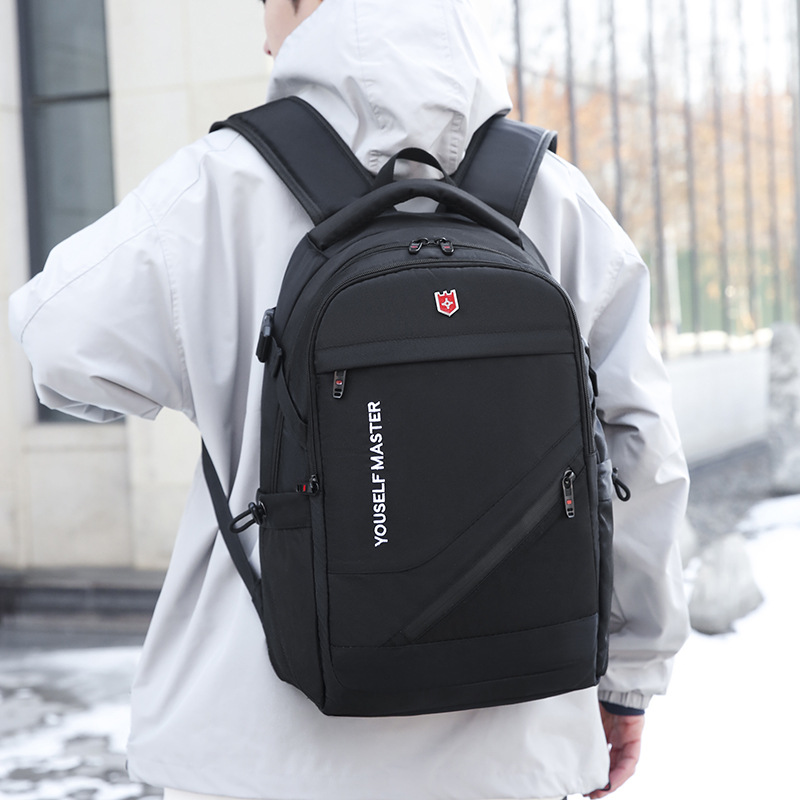 Large-capacity men's backpacks, travel bags, business trips, commutes, computer backpacks, and school bags for junior high school and college students full figure