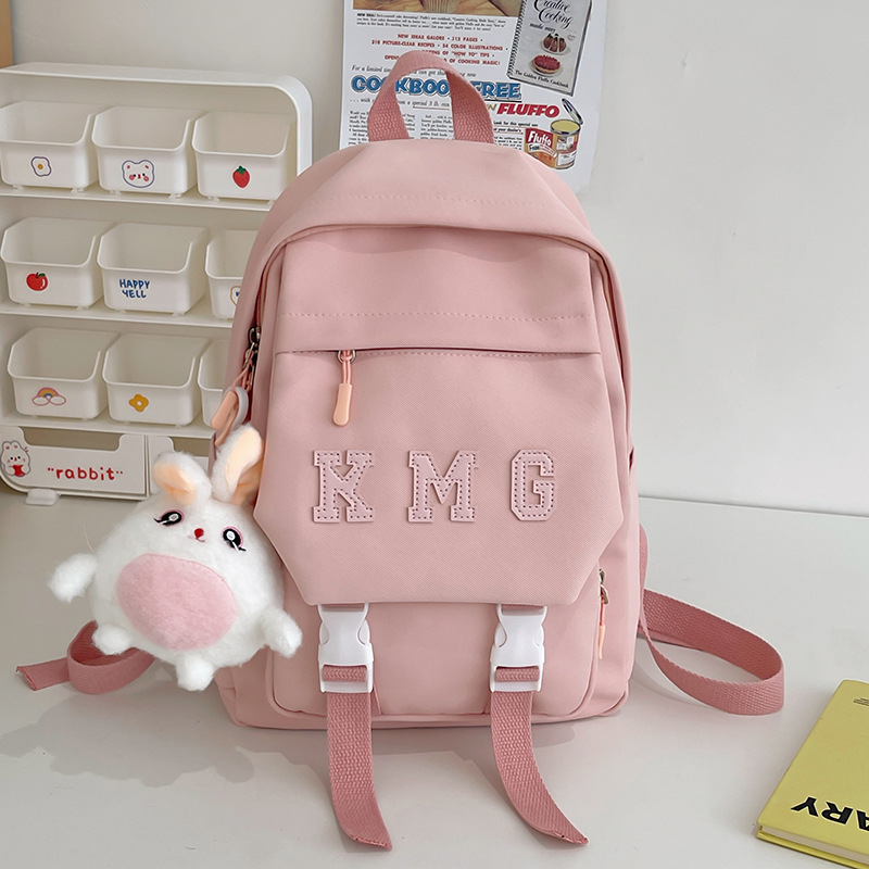 Casual Japanese-style backpacks for junior high school outings, high school and college students traveling, primary and secondary school students' backpacks, waterproof and lightweight schoolbags Application Scenario