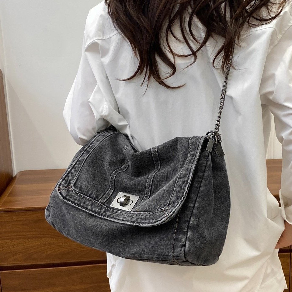Cross-border denim bag for women 2025 Spring/Summer New fashion chain bag, large-capacity tote bag, single-shoulder bag full figure