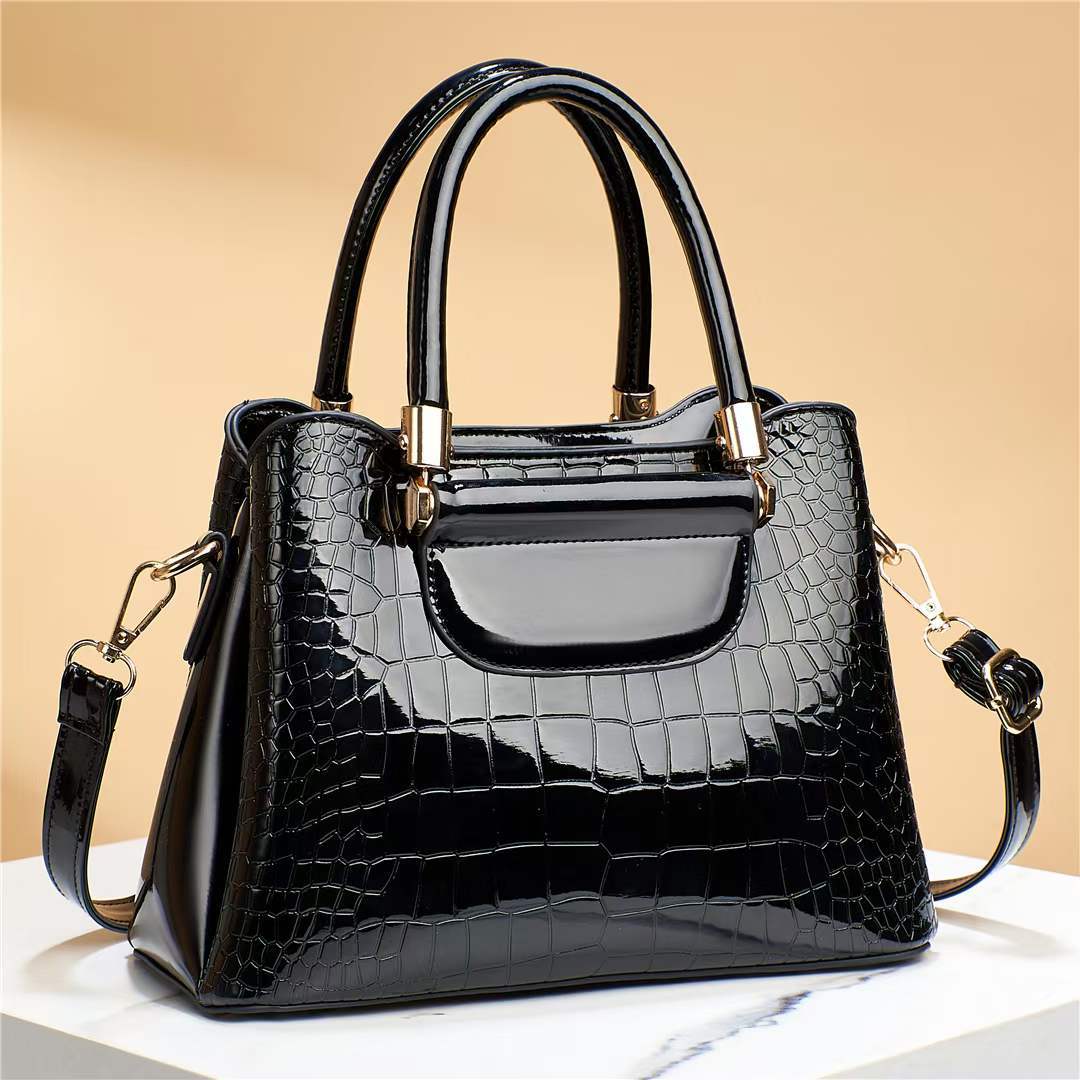 Cross-border foreign trade women's bags 2022 new style patent leather bags, shiny leather single-shoulder crossbody bags, women's bags, European and American handbags wholesale details Picture