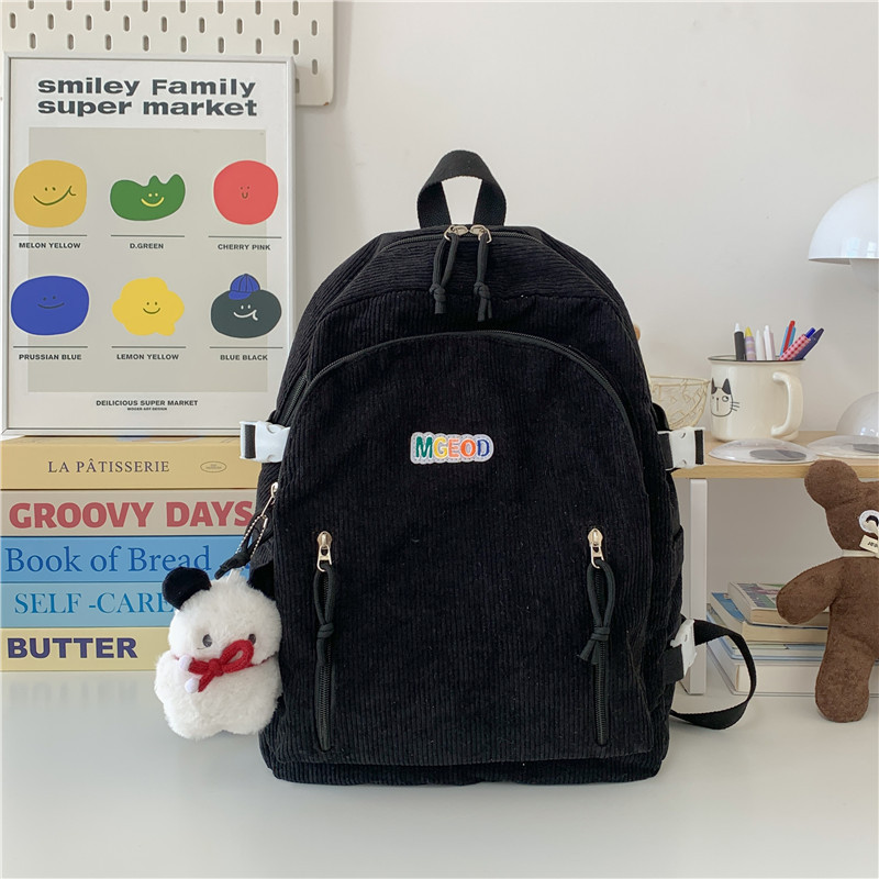 Schoolbag girls on Instagram, Japanese-style casual girls, primary school students carrying backpacks, junior high school and senior high school students, cute girls, backpacking trend details Picture