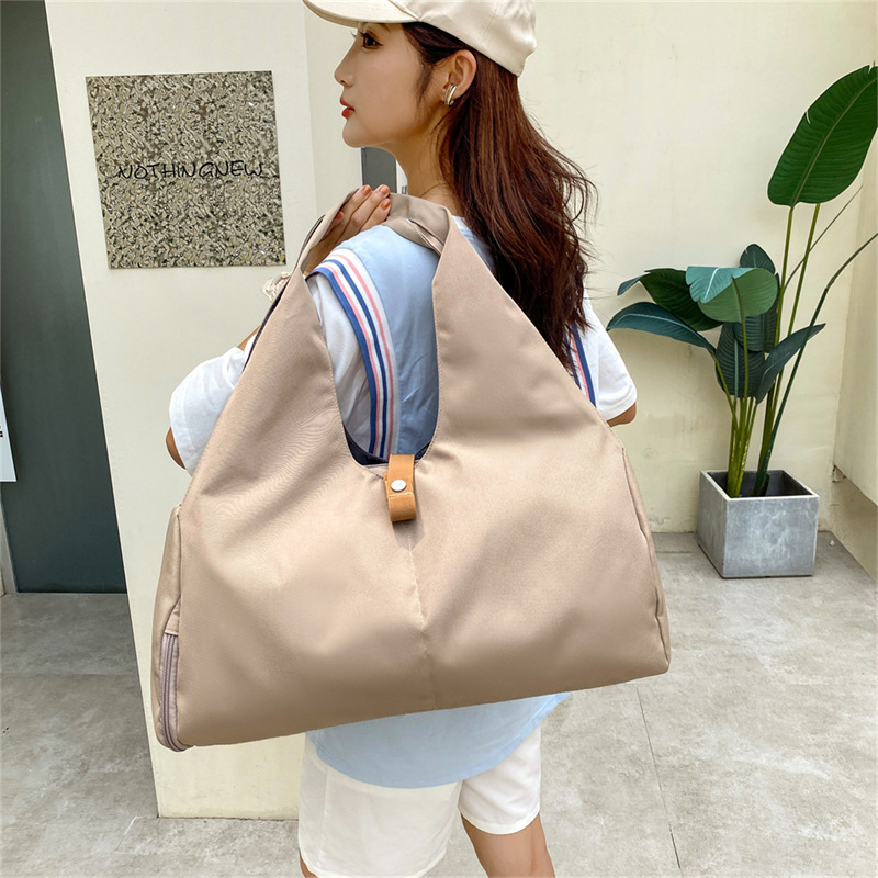 Cross-border lightweight sports training bag, large-capacity travel bag, dry and wet separation luggage storage bag, hand-held fitness bag details Picture