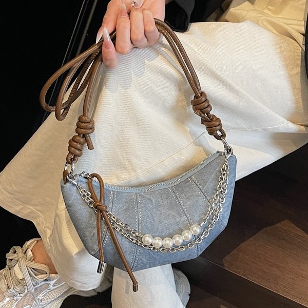 Retro casual Dumpling Bag for Women 2025 New Autumn Trend Versatile single-shoulder bag, niche fashion versatile crossbody bag full figure