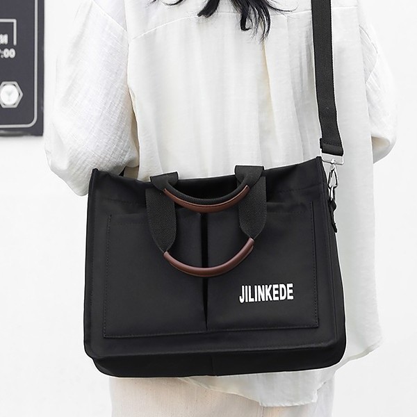 Cross-border fashion canvas bag for women 2024 New style casual retro messenger bag, simple and large-capacity single-shoulder crossbody bag Application Scenario