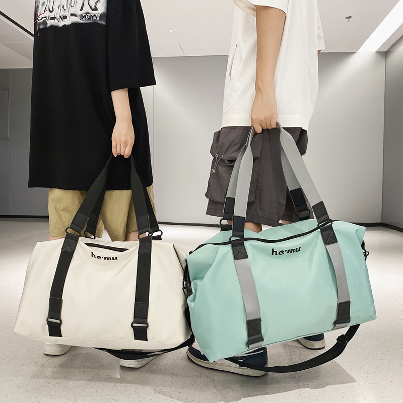 Korean-style trendy and lightweight swimming fitness bag, couple style single-shoulder crossbody sports storage bag, short business trip travel bag details Picture