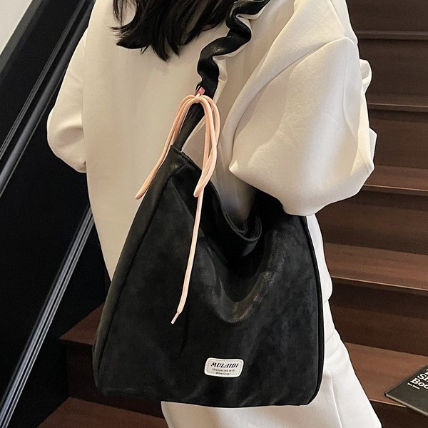 Spring and Summer high-capacity high-end commuting Tote bag for women, 2025 new PU white drawstring crossbody bag details Picture