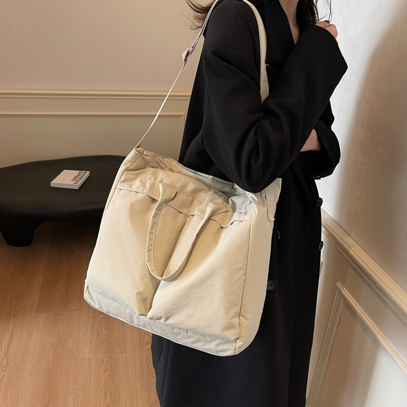 Casual large-capacity bag for women, 2024 new laid-back style single-shoulder crossbody bag, college student commuting tote bag full figure