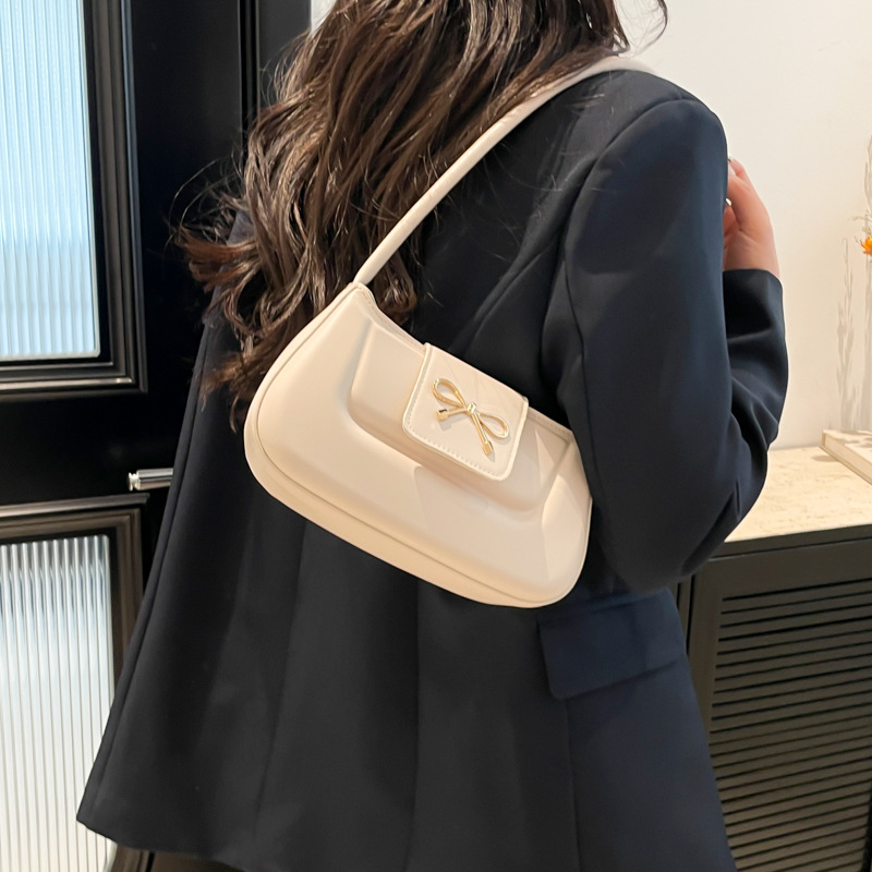 Embossed simple, casual and retro solid color 2025 Spring new style bow fashion design single-shoulder armpit small square bag Specification drawing