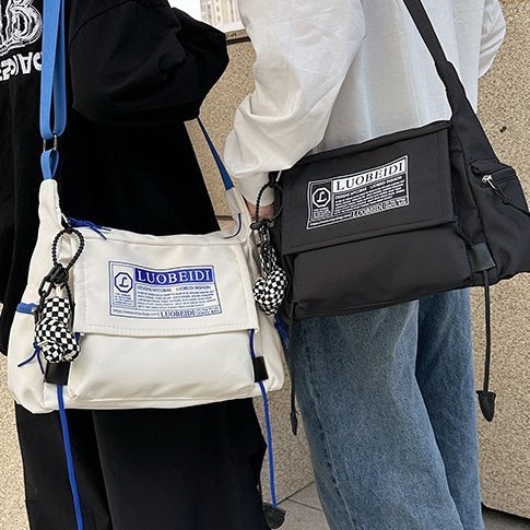 Crossbody bag for female college students, Japanese-style messenger bag on Instagram, trendy backpack, casual large-capacity fashionable women's single-shoulder backpack full figure
